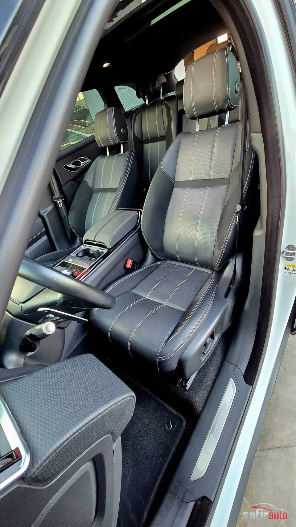 Range Rover Velar 2023 – photo 19