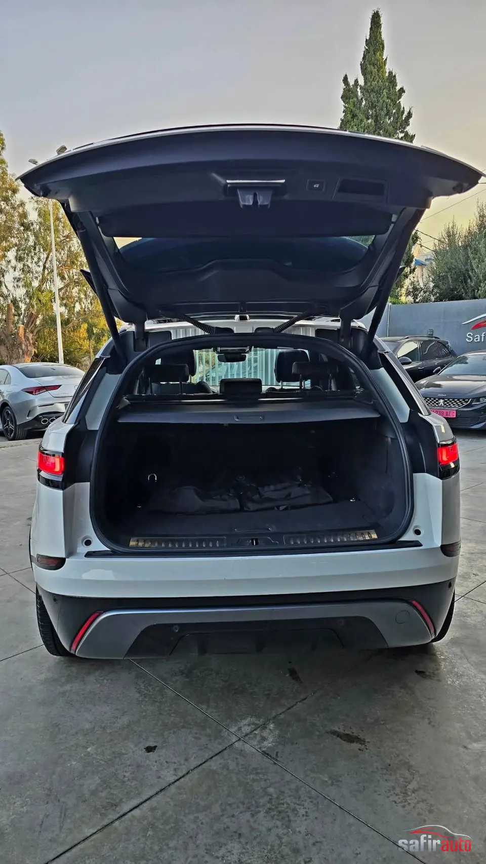 Range Rover Velar 2023 – photo 12
