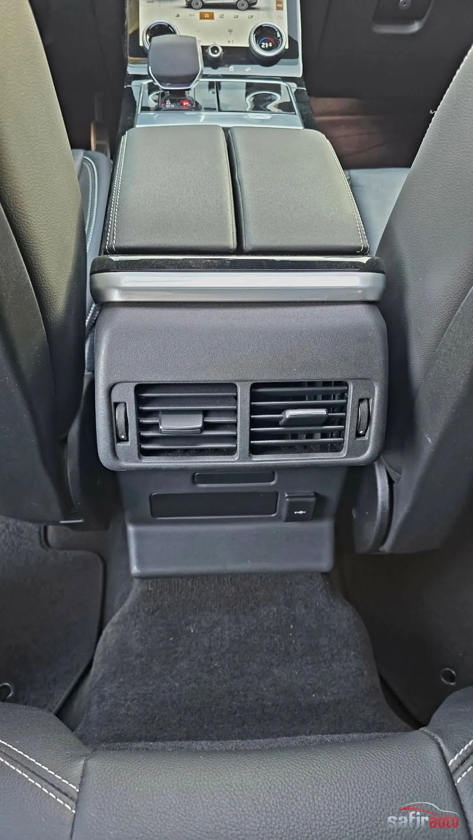 Range Rover Velar 2023 – photo 24
